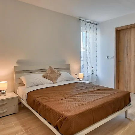 Holiday home 1 *